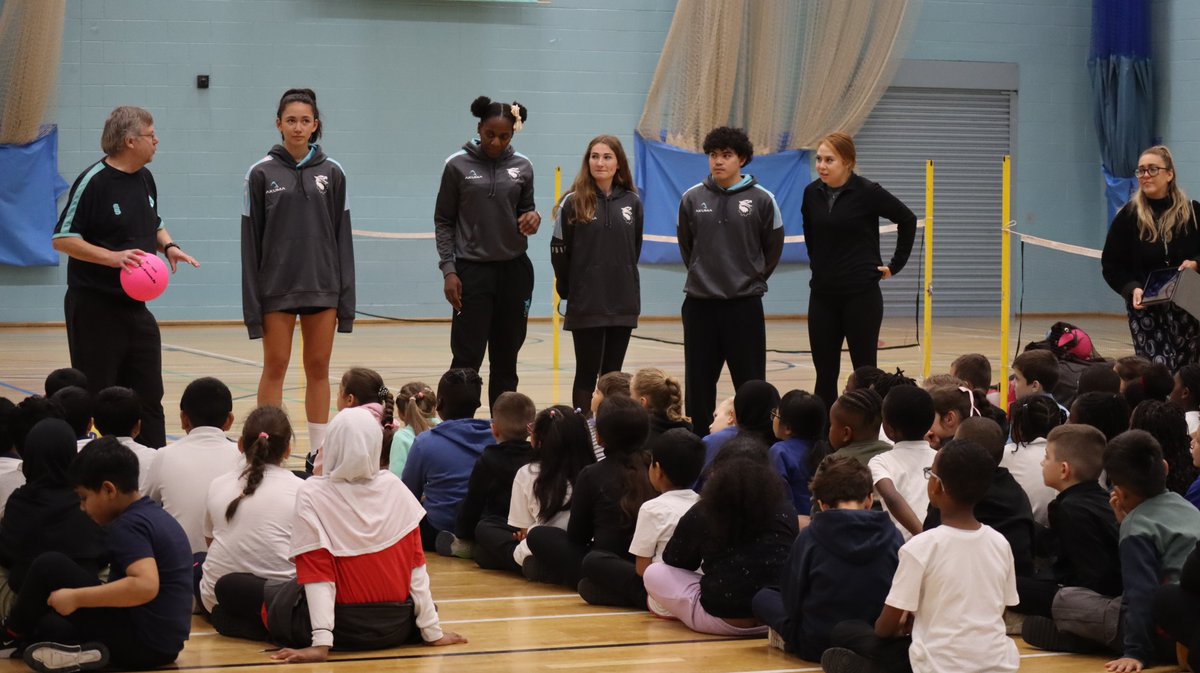 We're proud to introduce our Ambassador for the East London Sport's 'Sport In Your Futures' programme - Ziana Butt BEM, <a href="/UEL_News/">Uni of East London</a> Alumna and international athlete.
The England U21 NETS netball international player will be hosting a number of SIYF events to inspire local youth. 🌟