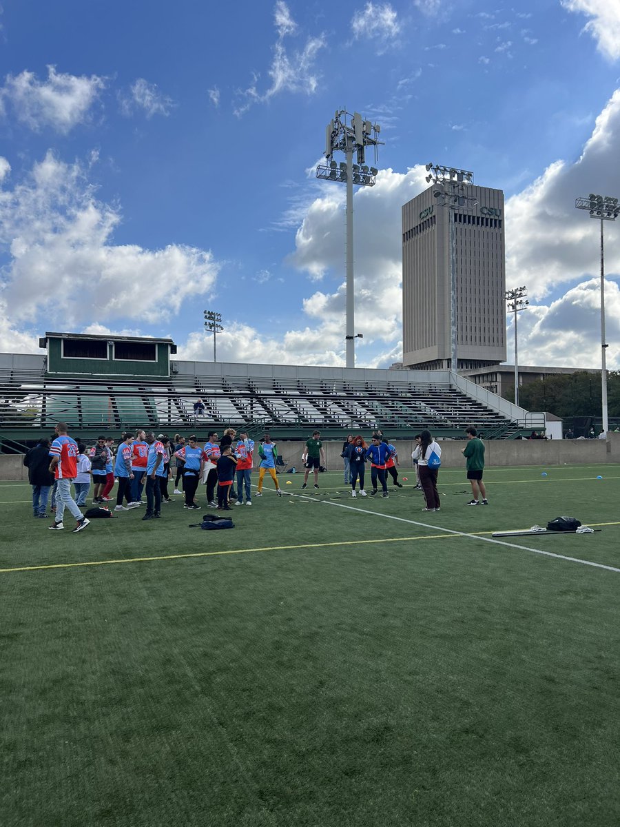 CSU_SAAC's tweet photo. Thank you Student-Athletes!! We had an AMAZING turnout yesterday at the Special Olympics and ALL of your help was so incredibly awesome! It was such an amazing day with so many amazing people! We saw so many smiles!! 🤗💚

T.E.A.M

#GoVikes https://t.co/60nooJ0tXe