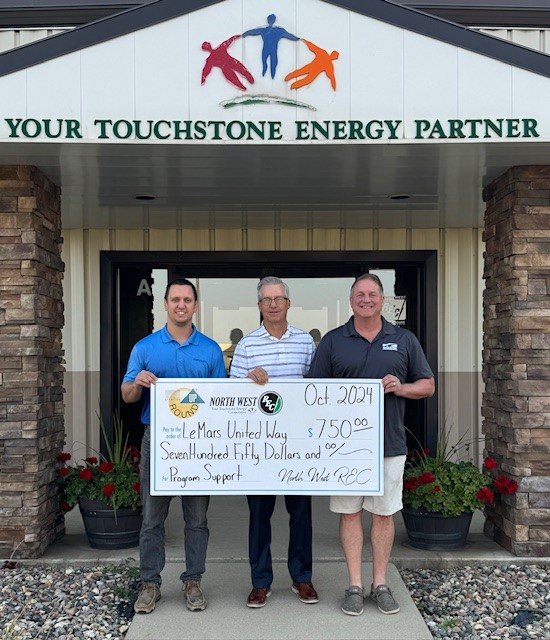 Thank you so much to <a href="/nwrec/">North West REC</a> and Lyle Korver, CEO &amp; General Manager, for your support of Le Mars United Way!

Pictured with Kyle are Kyan Ludwig (left), Vice-Chair of Le Mars United Way, and Mark McCarty (right), Chair of the Le Mars United Way.

TO DONATE: bit.ly/3NjW9fe