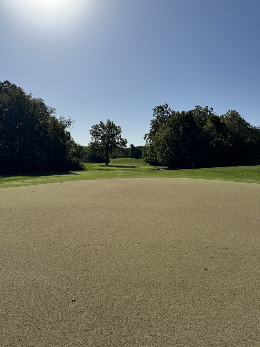 fpsuper12's tweet photo. Last one. Both courses ready for Fall. https://t.co/cG28ytOSQe