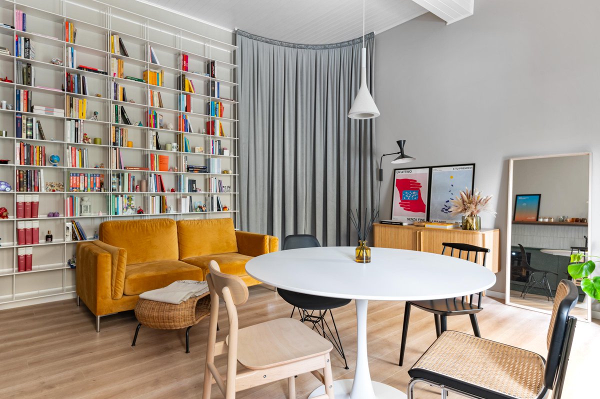 VisualProject73's tweet image. Ecco l&apos;eleganza minimalista dell&apos;appartamento di @eugadesign a Milano! ✨🏢 Scopri i dettagli del concept moderno e raffinato su visualproject.it #interiordesign #milanohome #arredamentomoderno #fotografiainterni #designminimale