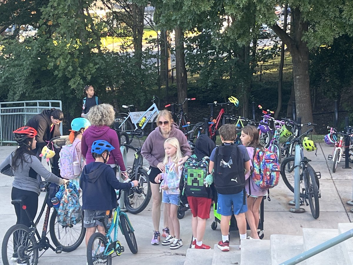 The Knights had a fabulous Walk, Bike, and Roll to school day today! Thanks ⁦<a href="/NottinghamPE/">Nottingham P.E. Dept</a>⁩ for the stickers and tokens! ⁦<a href="/EGardnerAPS/">Eileen Gardner</a>⁩ ⁦<a href="/NottinghamPTA/">Nottingham PTA</a>⁩