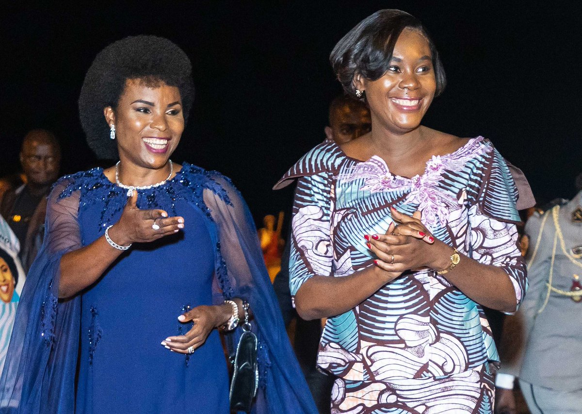 Je rends grâce à Dieu pour le retour en toute sécurité des Premières Dames de la République Démocratique du Congo SE <a href="/DeniseNyakeru/">Denise NYAKERU TSHISEKEDI</a>, de la #Serbie, du Nigeria SE <a href="/SenRemiTinubu/">Sen Oluremi Tinubu, CON</a> et du Gabon SE <a href="/ZitaOligui/">Zita Oligui Nguema</a>. Votre participation au Forum de Haut Niveau des Femmes Leaders a été une