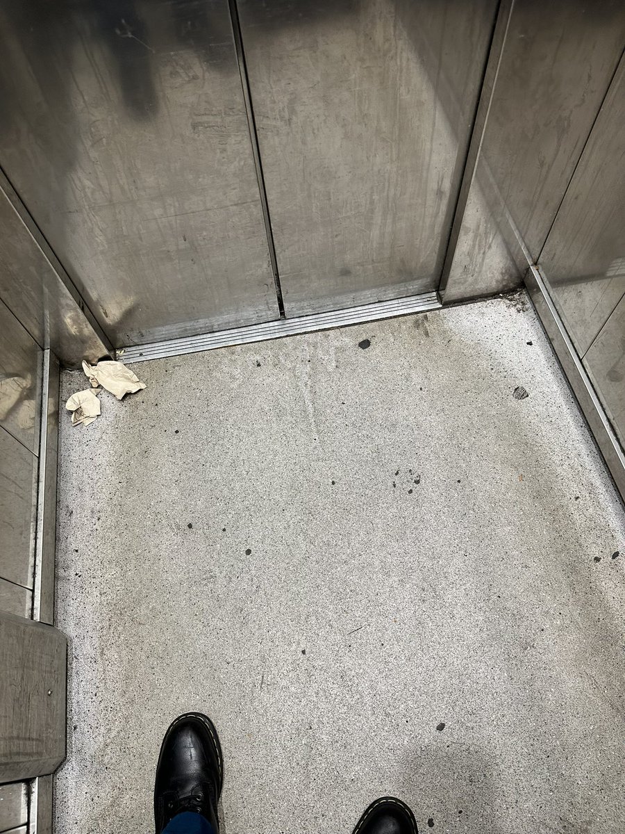 Justine (@jussymc) on Twitter photo Hey <a href="/BeeNetwork/">Bee Network</a> & <a href="/AndyBurnhamGM/">Andy Burnham</a>, this is the lift from the main concourse <a href="/NetworkRailMAN/">Manchester Piccadilly</a> to the Metrolink. This rubbish has been on the floor of this lift for days. It’s been even longer since it’s been cleaned. It’s always filthy. Great first impression for visitors … not. Hey <a href="/BeeNetwork/">Bee Network</a> & <a href="/AndyBurnhamGM/">Andy Burnham</a>, this is the lift from the main concourse <a href="/NetworkRailMAN/">Manchester Piccadilly</a> to the Metrolink. This rubbish has been on the floor of this lift for days. It’s been even longer since it’s been cleaned. It’s always filthy. Great first impression for visitors … not.