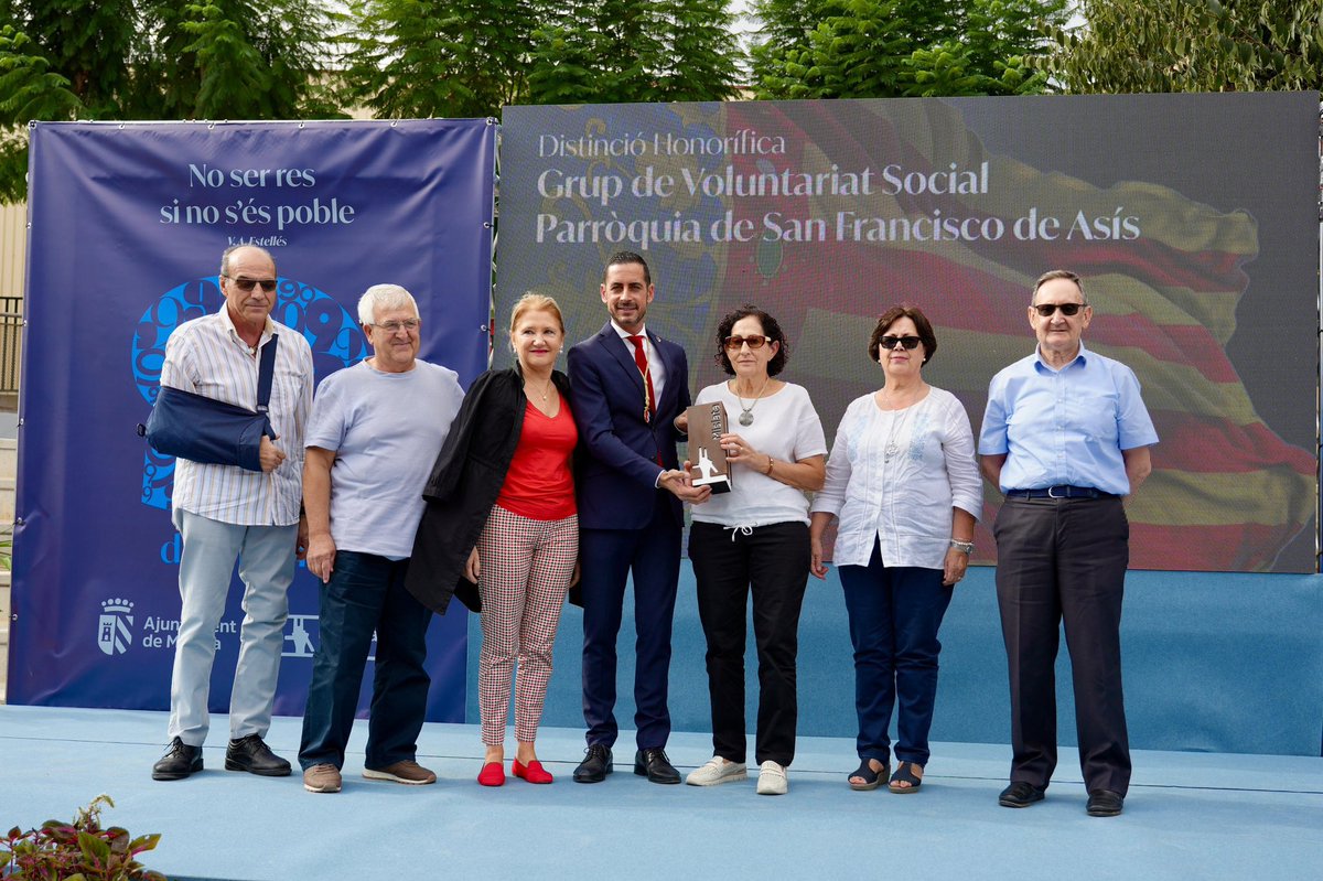 pspvprovalencia's tweet photo. ‘Famílies valencianes s'entremesclen amb cultures d’altres autonomies i països. Volem viure en una terra amable i inclusiva que defense un model de societat on el diàleg i la confluència d'idees ens projecte cap al futur’.

@CarlosFBielsa #Noud’Octubre https://t.co/JRrstoaome
