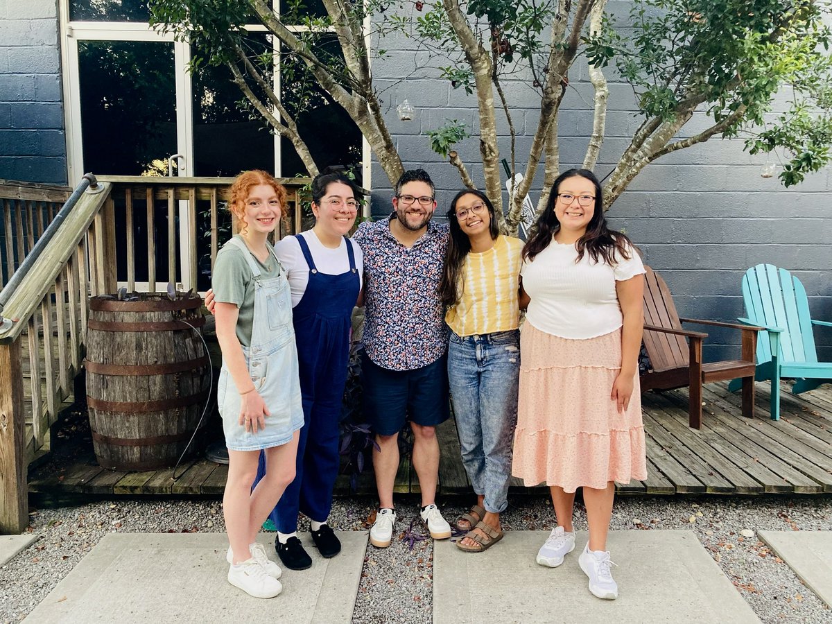 The CAFÉ PR team will be accepting new clinical psychology graduate student applications this cycle! 

We look forward to meeting new faces! For more info, check out: usm.edu/graduate-progr…