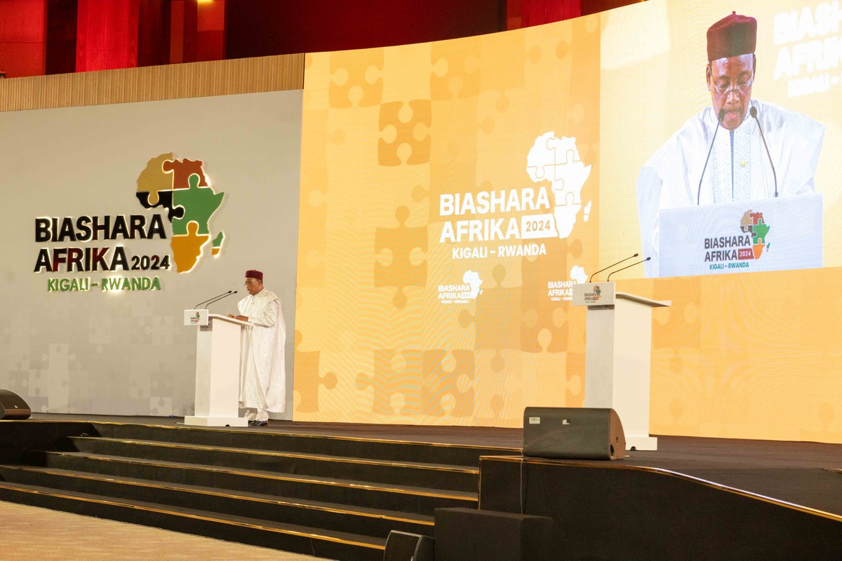 TSayiba's tweet photo. @african_desk @_AfricanUnion @AfDB_Group @jumuiya @AFRICA24TV @friendlykabila @P_Sebahizi @RwandaTrade @TradeMarkAfrica @SP_AfCFTA @RDBrwanda @SuluhuSamia @CWEICofficial @EBA_Egypt @wembi_steve Together, let's build tomorrow's Africa today!
#ItsStillPossible #AfricanDesk #BiasharaAfrika2024 #Africa #TransportInfrastructures #ZLECAf #AfCFTA #AfCFTABA24 #AfCFTAGTI #Kigali2024 #IntraAfricaTrade #Innovation #FutureOfAfrica @MeneWamkele @AfCFTA @CWEICofficial @EBA_Egypt https://t.co/ky1GmT4YQk