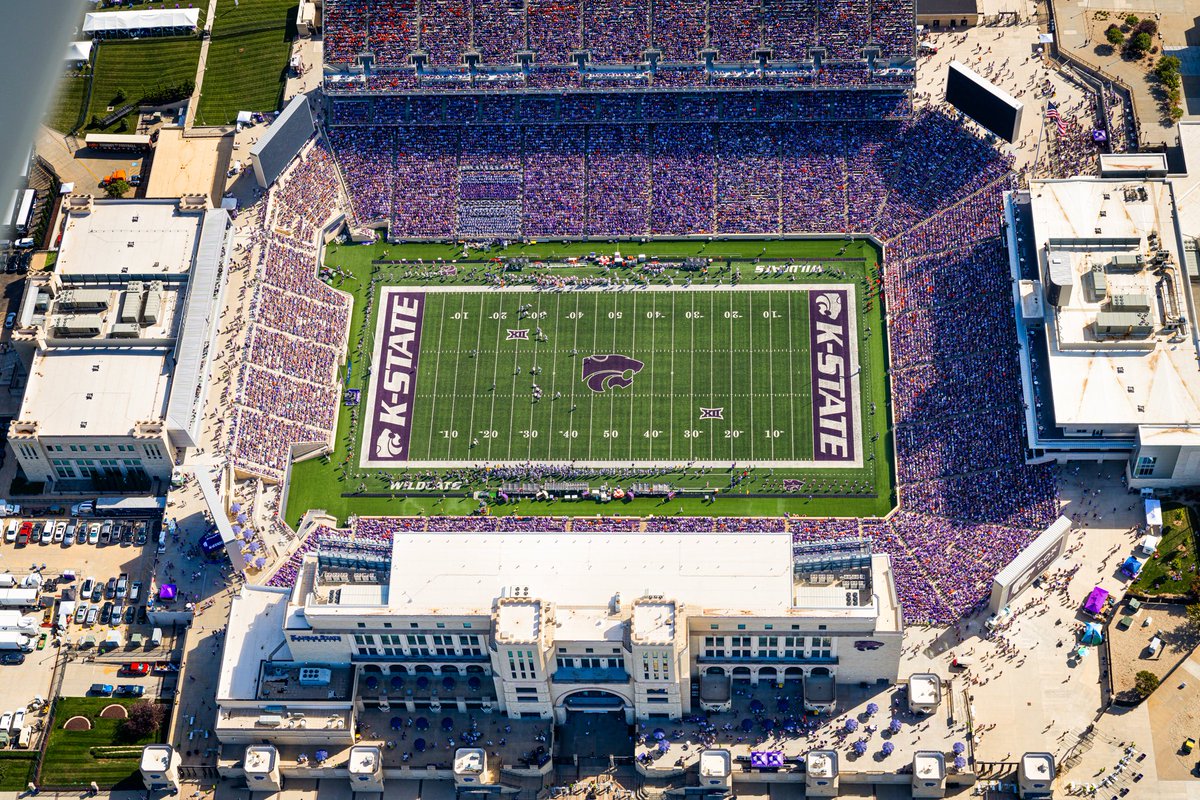kstatesports's tweet photo. Rent free. https://t.co/Vqe4rG0I1R