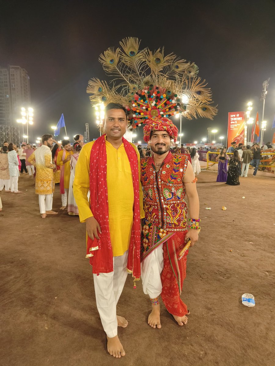 UpendrSinghRss's tweet photo. #नवरात्रि2024 #navratri2024 #reelsinstagram #jaipurblogger #reelindia #garbalover #navratrifestival #pinkcityjaipur https://t.co/cjQkBboCKL