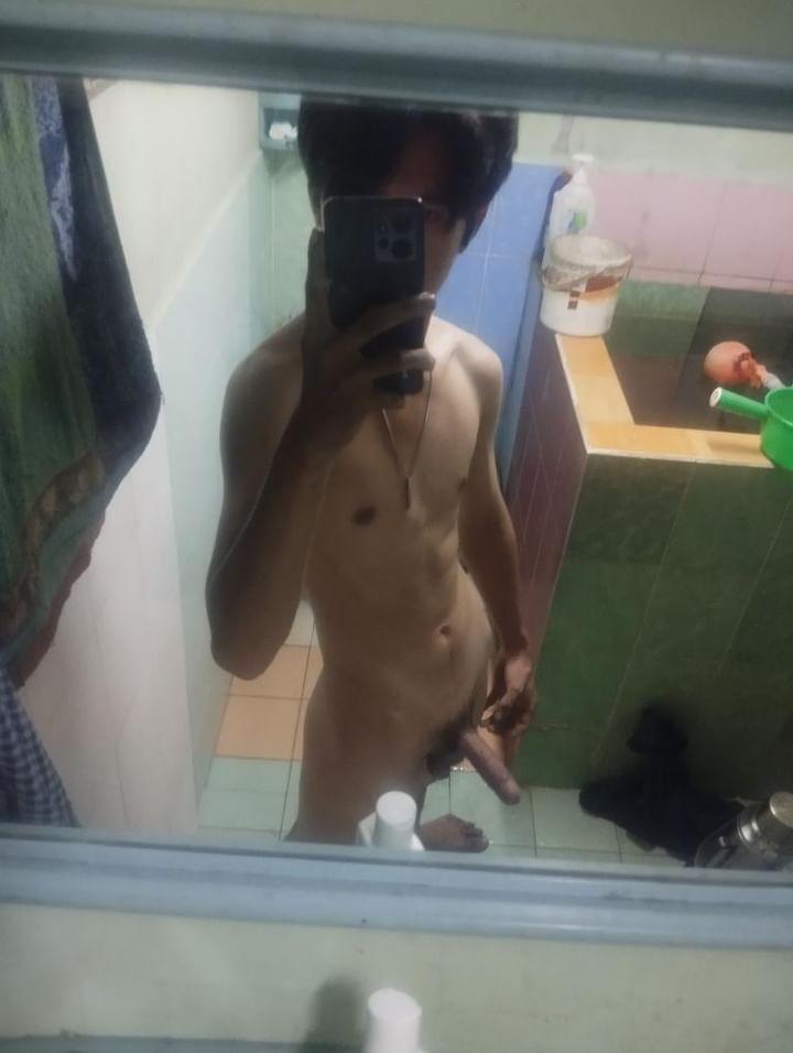 bodynone275's tweet photo. Mua ib https://t.co/siGrz6kFc3