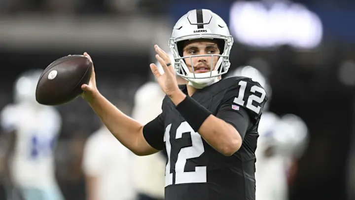 MitchellRenz365's tweet image. Aidan O'Connell could make his first start of the season against the Steelers on Sunday

AOC has started in 6 home games in his career:
4-2 record
8 TDs
2 INTs
94.4 rating

RT if it's time for the @Raiders to start #12