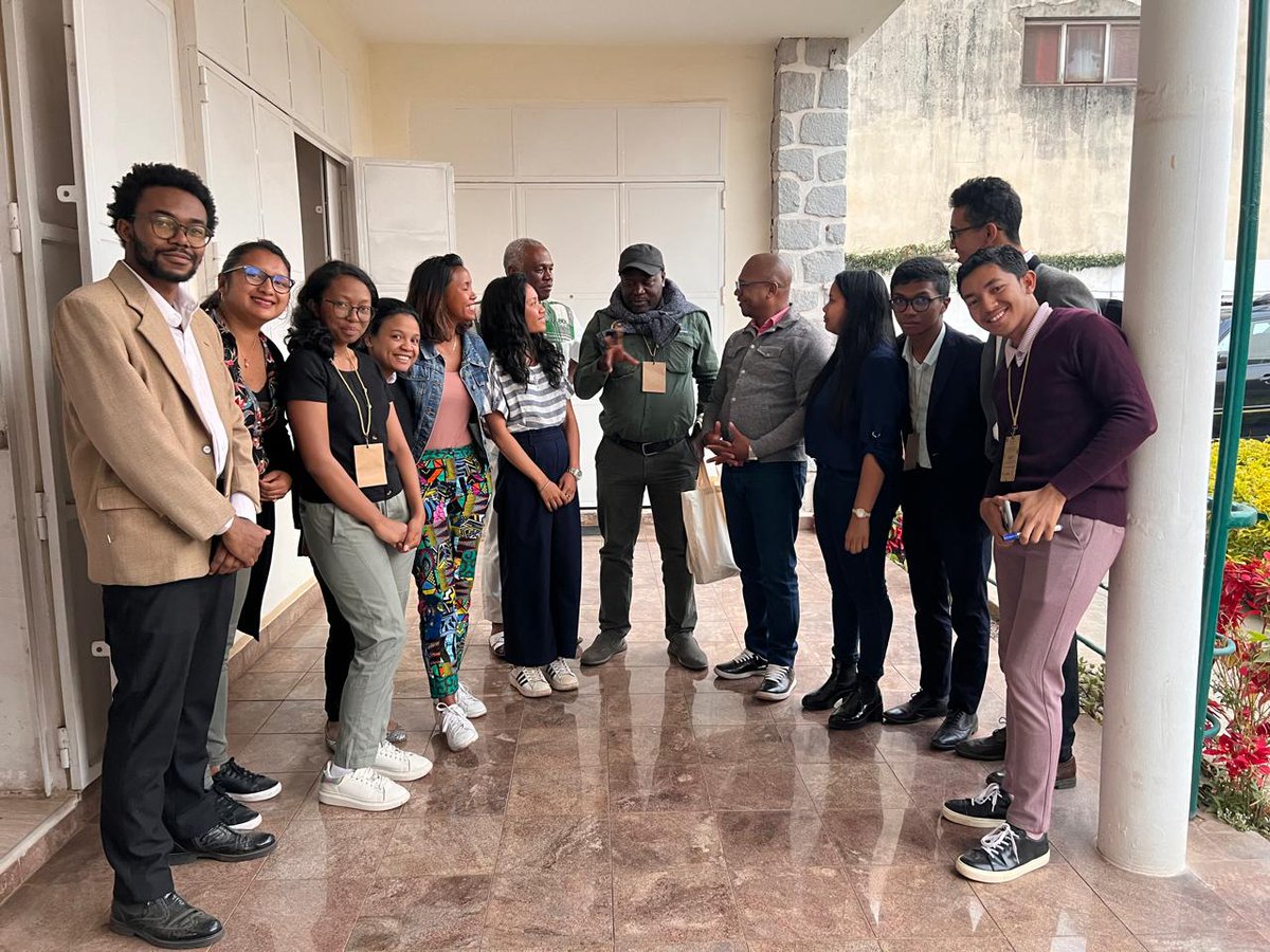 🌍 Our partners <a href="/LeadersSouthern/">Community Leaders Network of Southern Africa</a> are in #Madagascar for an exciting meeting to establish CLN structures and expand their network, all with the goal of empowering local communities in conservation. 🌱 #CommunityConservation #partnerships <a href="/lubilo_rodgers/">Rodgers Lubilo</a>