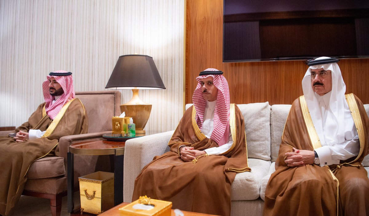 Saudi_Gazette's tweet photo. Crown Prince Mohammed bin Salman meets with the Iranian Foreign Minister Abbas Araqchi in #Riyadh https://t.co/VvIZsxy0vq