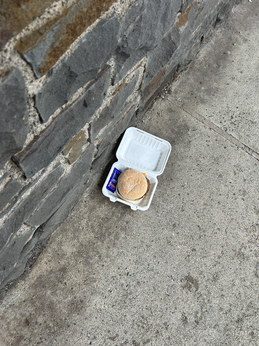 letting my borger cool down