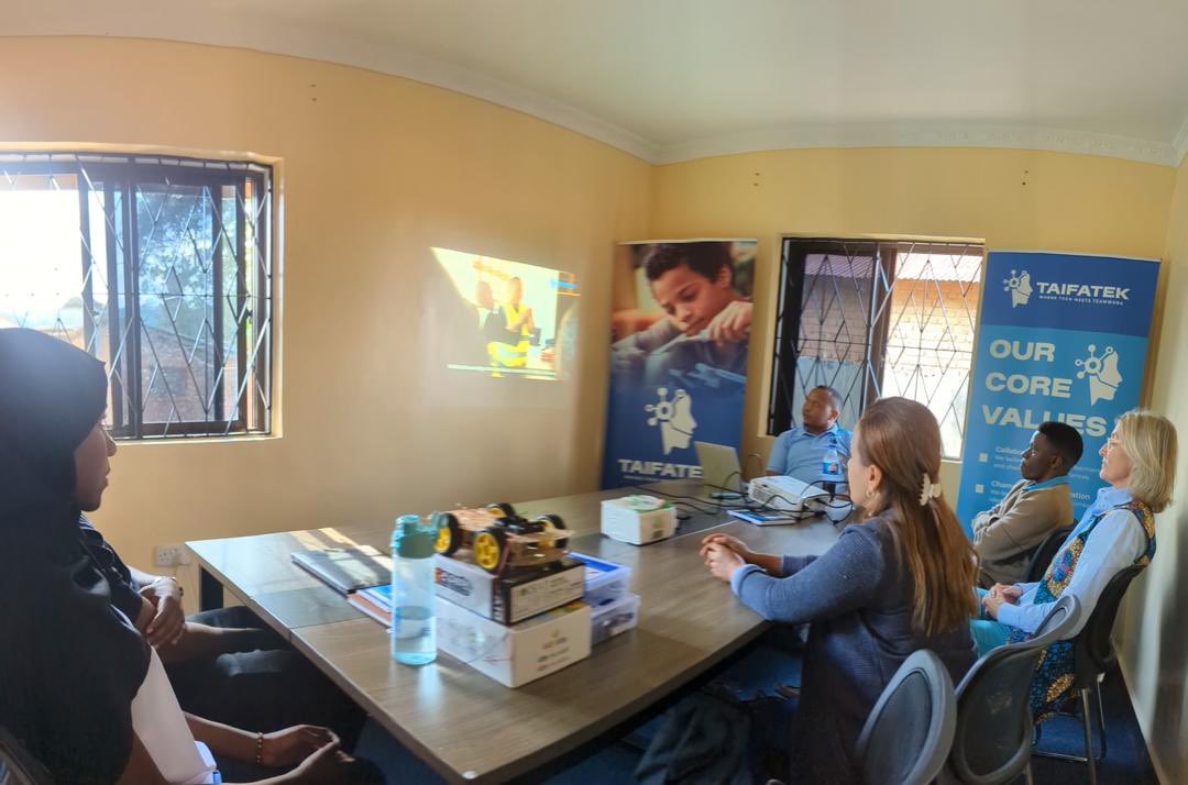We had great discussions today with Taifa Tek on the STEM project in Ilambilole &amp; Nyang’oro! Positive feedback and ideas to connect with Imarika Jamii for even bigger impact. 

#STEM #Collaboration #LyraTeam #TaifaTek