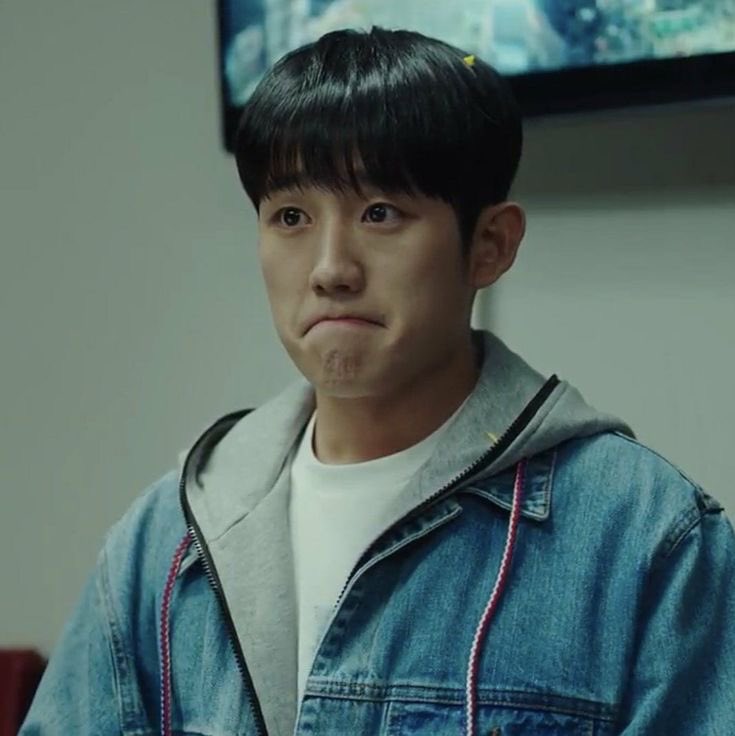 budaejjang11's tweet photo. 상필강우 휘핑크림커플미있음

(휘핑 올려드릴까요?)
                                            아저씨 뭐래?
휘핑크림 올리녜
                                            응 올려달라고 해줘
아이씨 네가말해
                                 휘핑크림 많이 쥬세요!
(질색하기) https://t.co/wSPYg8nV8W