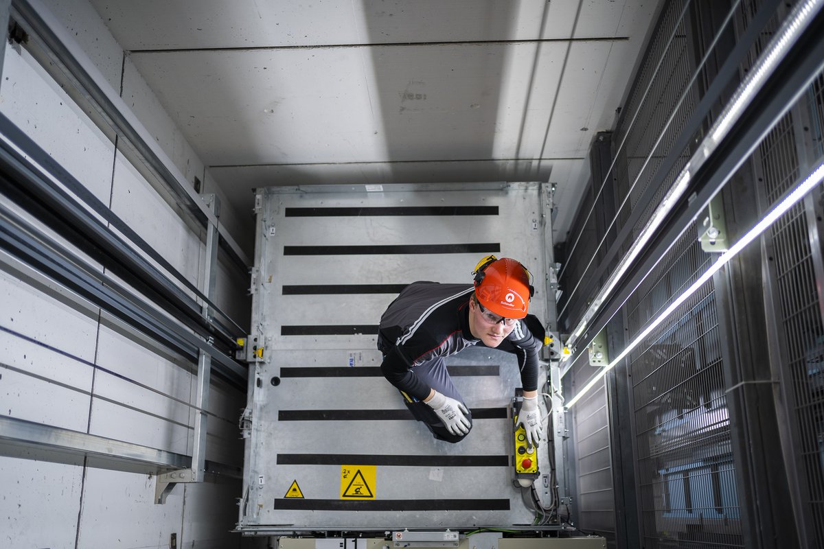 Our home country, Switzerland, might be renowned for its precision timepieces and silky chocolates, but it also harbors another gem: a world-class apprenticeship system ➡️schdlr.link/ApprenticesCH

#WeElevate #TeamSchindler #VocationalTraining