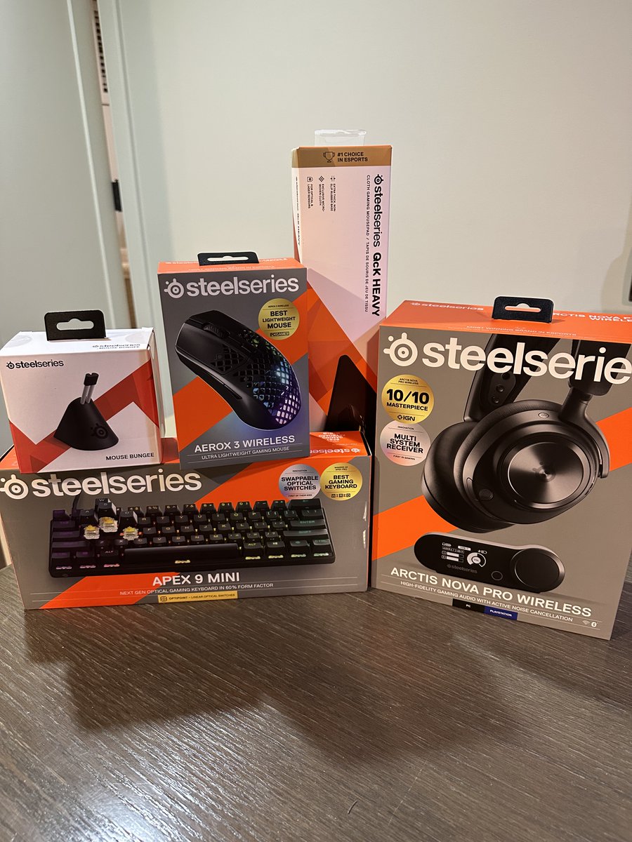 Big shout out to <a href="/SteelSeries/">SteelSeries</a> for the new setup! If you are looking for new peripherals I would highly recommend any of these they are all astro bangers.