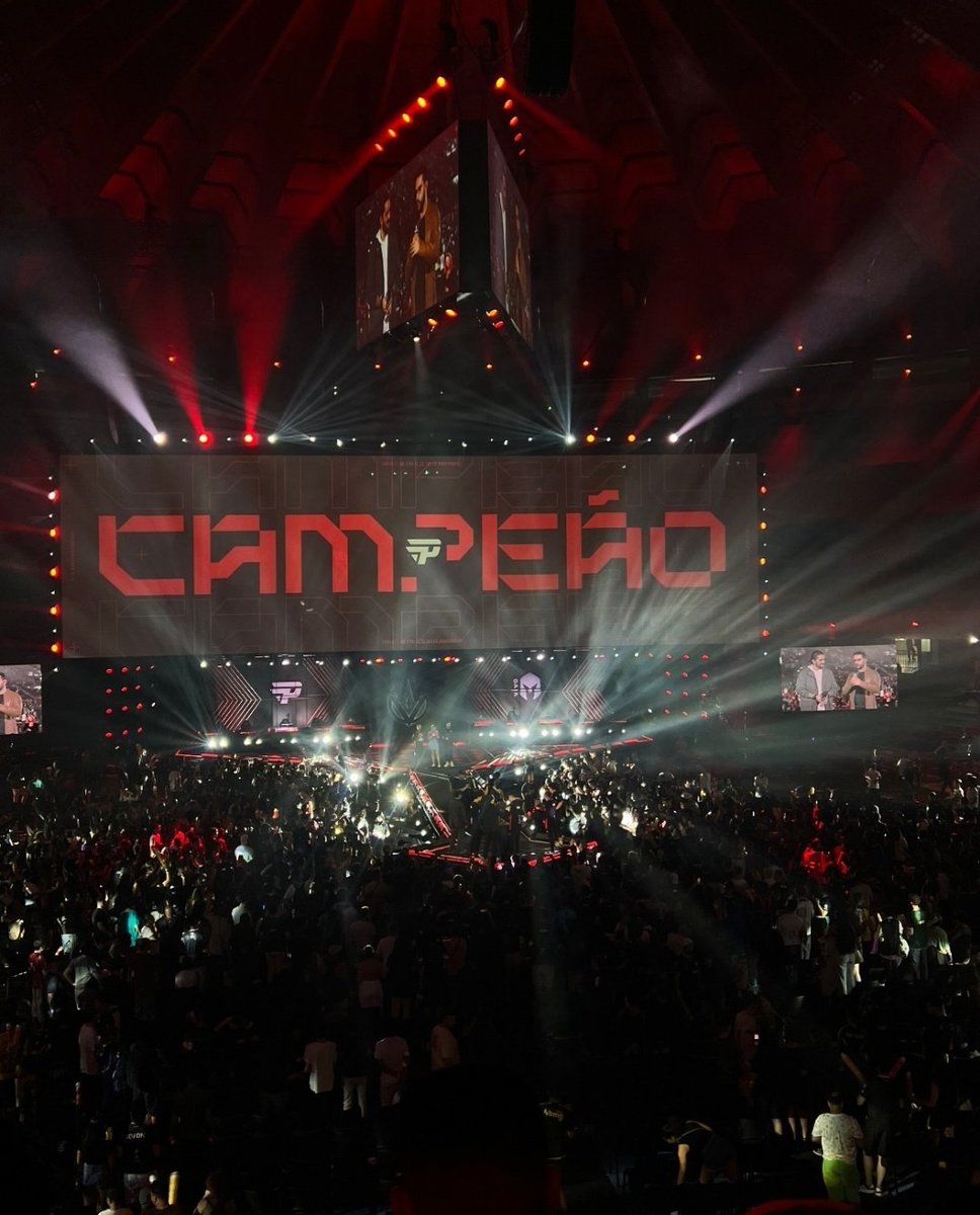 Isa_Vitali's tweet image. "Mas quanto vale entrar para a história? Quanto vale não ser esquecido jamais?"