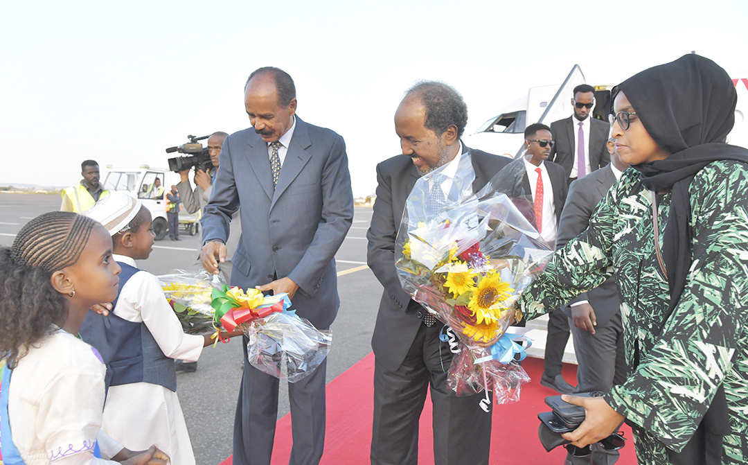 hawelti's tweet photo. On the invitation of the Eritrean Government, the President of the Federal Republic of Somalia, H.E. Hassan Sheikh Mohamud and his delegation arrived in Asmara in the evening hours today for a three-day official visit.  

President Hassan S. Mohamud and his delegation, which includes Foreign Minister Ahmed Moalim Fiqi, were accorded warm welcome by President Isaias Afwerki on their arrival at Asmara International Airport.

The two Heads of State will discuss further enhancement of all-rounded bilateral ties of cooperation that exist between the two countries as well as regional and international issues of mutual interest.