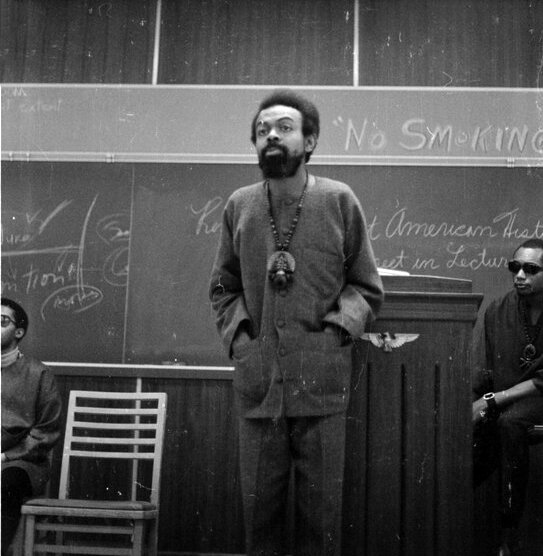 Tonight at 8pm: a screening of three lesser-known short films by poet Amiri Baraka, plus a talk with Arthur Jafa discussing Baraka's work in and around the genre.

The triple bill includes the films Black Spring, New Ark, and 1 P.M.

Tix selling fast: link.dice.fm/Ra290b9e882a?d…