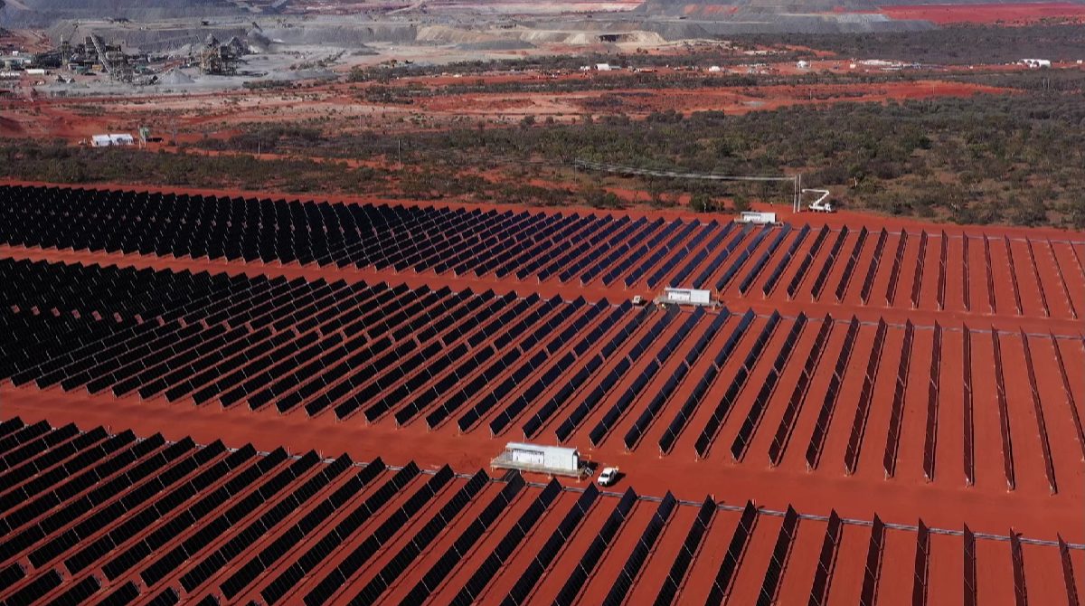 Sergio_FerMun's tweet photo. ¿Se pueden hacer sistemas renovables a gran escala desconectados de la red?

Hoy hablamos de la planta de generación asociada a la mina de oro Tropicana, ubicada en Australia.

Hilo 🧵 https://t.co/NpfX1i8egA