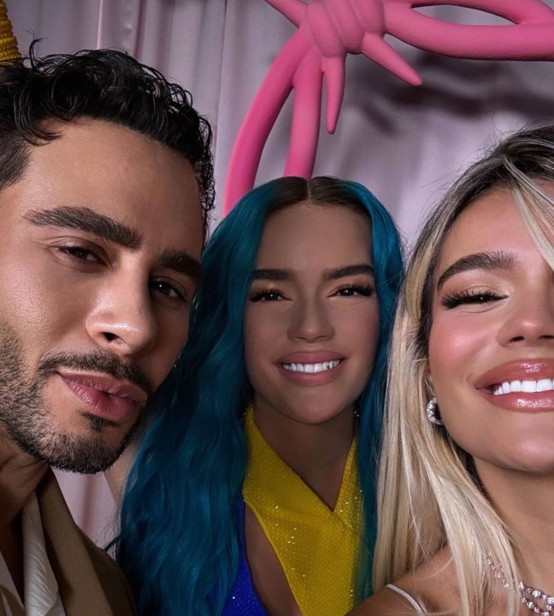 KarolGSite's tweet photo. Karol G with her friend and makeup artist Cesar in New York https://t.co/SQ8DazP0HY