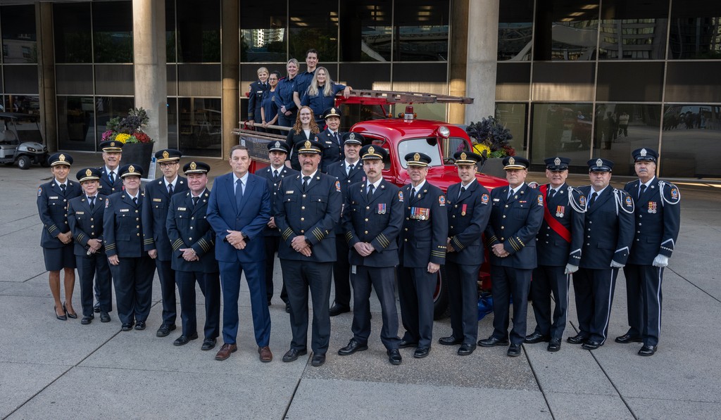 MayorOliviaChow's tweet image. The @Toronto_Fire Service has been keeping Torontonians safe for 150 years.

Today at City Council we came together to celebrate and offer our thanks to generations of firefights for their work and service.