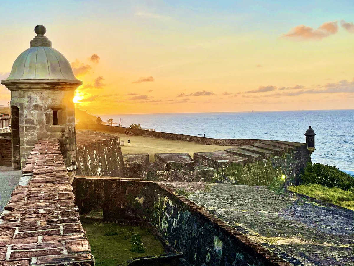 WilMochileando's tweet photo. San Juan tiene todo el potencial para convertirse en una de las mejores ciudades del mundo en todos los aspectos. Estamos frente a una gran oportunidad para comenzar ese camino juntos. ¡El futuro está en nuestras manos! ✊🏽🇵🇷 https://t.co/PDs5Bb0Q6A