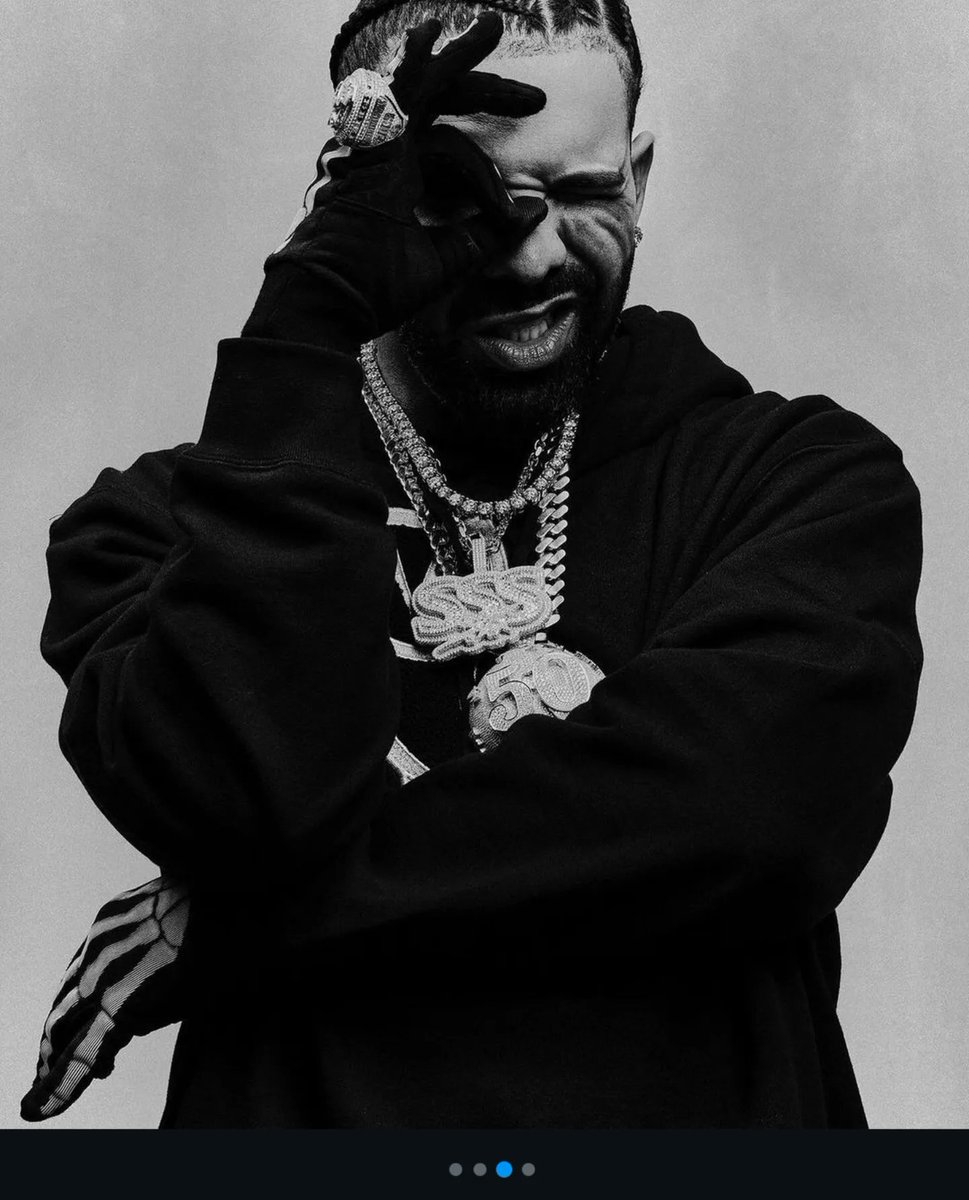 realogmillions's tweet photo. #Drake x OVO for OVO's OG Collection🦉 #real #realrecognizerealsouthsouth https://t.co/PsuHRRXEWI