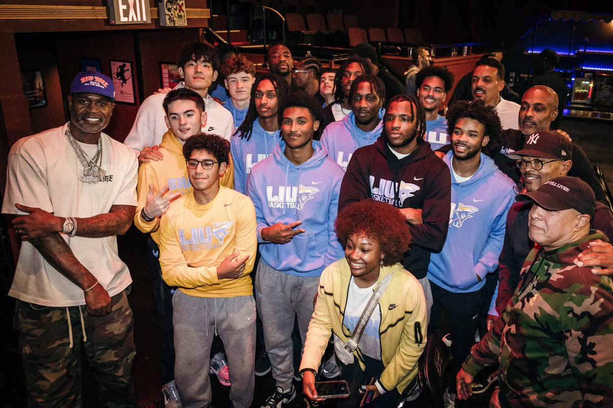 A huge shoutout and thank you to <a href="/allthesmokeprod/">All the Smoke</a> <a href="/Matt_Barnes22/">Matt Barnes</a> <a href="/DaTrillStak5/">Stephen Jackson (Stak5)</a> for having the Sharks in attendance 🏀🦈