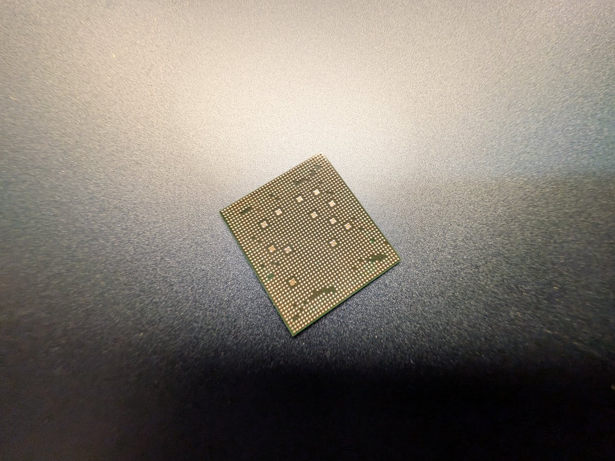 tkdsl8655's tweet photo. I am seeing posts that point to @oppo #findxseries and @Vivo_GLOBAL #x200series being one of the first OEMs to release devices powered by the @MediaTek #Dimensity9400
