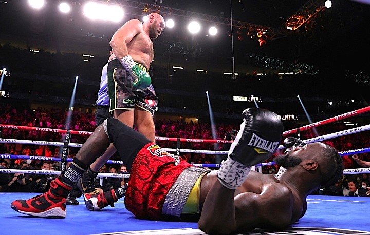 TheFightCity's tweet photo. It was #OnThisDay, fight freaks, "The Gypsy King" vs "Dr. Sleep," Part III, aka "an instant classic," aka "the big heavyweight clash we didn't know we needed." Check it out: https://t.co/GYpVjAqb6s #Boxing #OTD #FuryvsWilder From @BoxinPhilosophy With full fight video! https://t.co/Cu1YoOb4XW