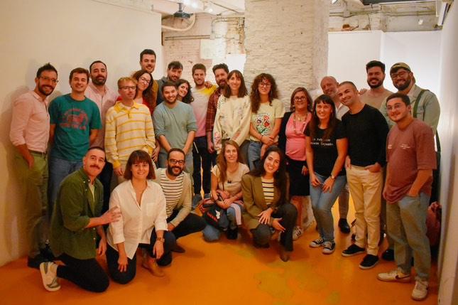BibianaCollado's tweet photo. Más imágenes de ayer, en el club de lectura @BookakeClub 
Se nos hizo corto, había tantísimo de que hablar...
Muchísimas gracias a @alberto__marcos por la invitación, a @charlsblond por las fotazas y a todas las personas que asistieron y lo convirtieron en algo especial. https://t.co/CaLh6En2aD