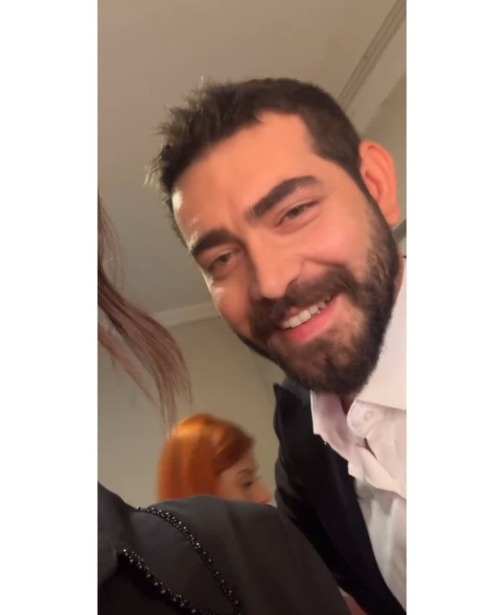 Aşkımmm🤗 bakışlar, gülüşüne ölürüm🤍 

<a href="/barisbaktas/">Barış Baktaş</a>