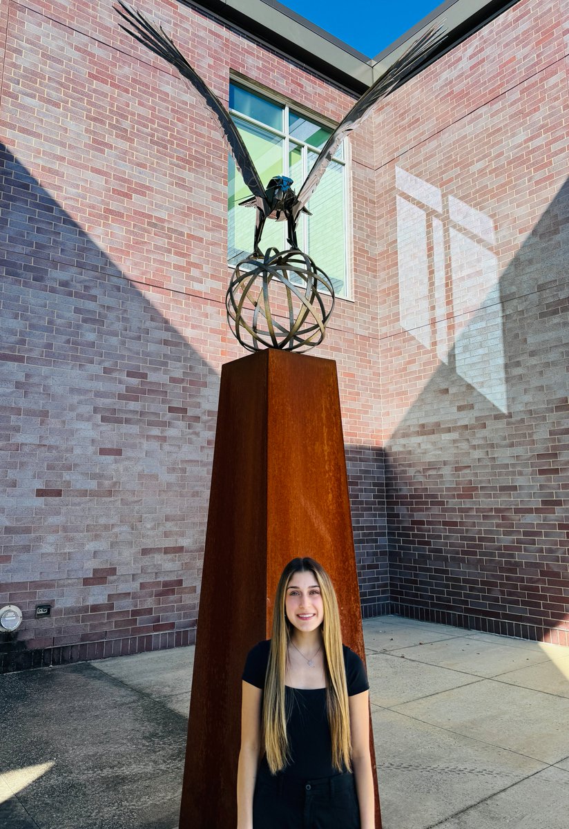 Bloomfield Hills High School grade 12 student Giselle Haddad scored a 36 on the ACT, the highest achievable score on this challenging standardized test. Only 0.18% - around 3,700 students nationwide - taking this exam receive a 36. Congratulations Giselle!👏👏
