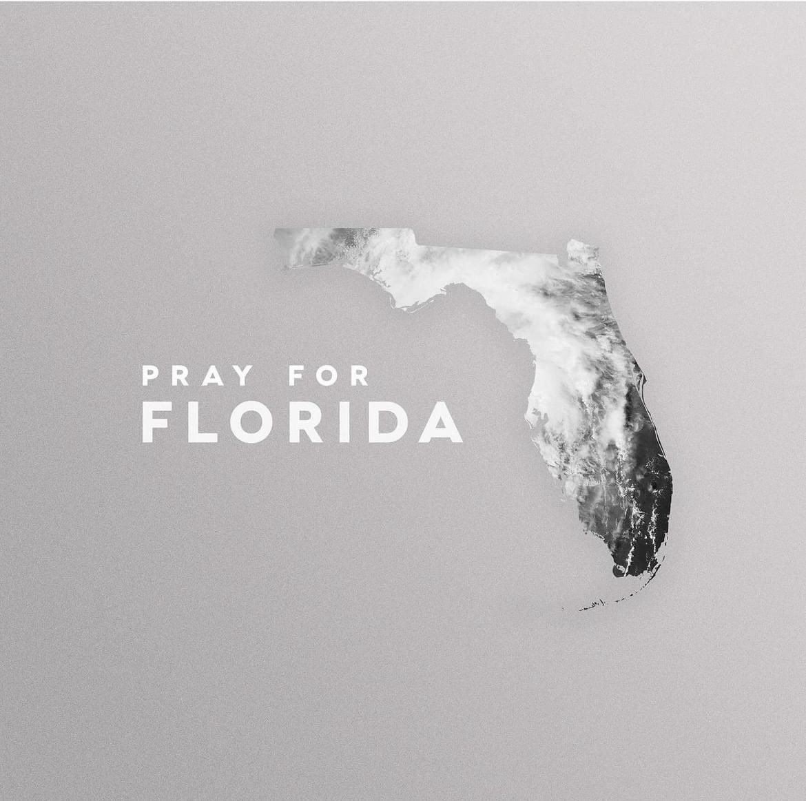 please include in your prayer the safety and protection of everyone in Florida 🙏🙏🙏

they are affected by hurricane Milton 😭

#PrayForFlorida