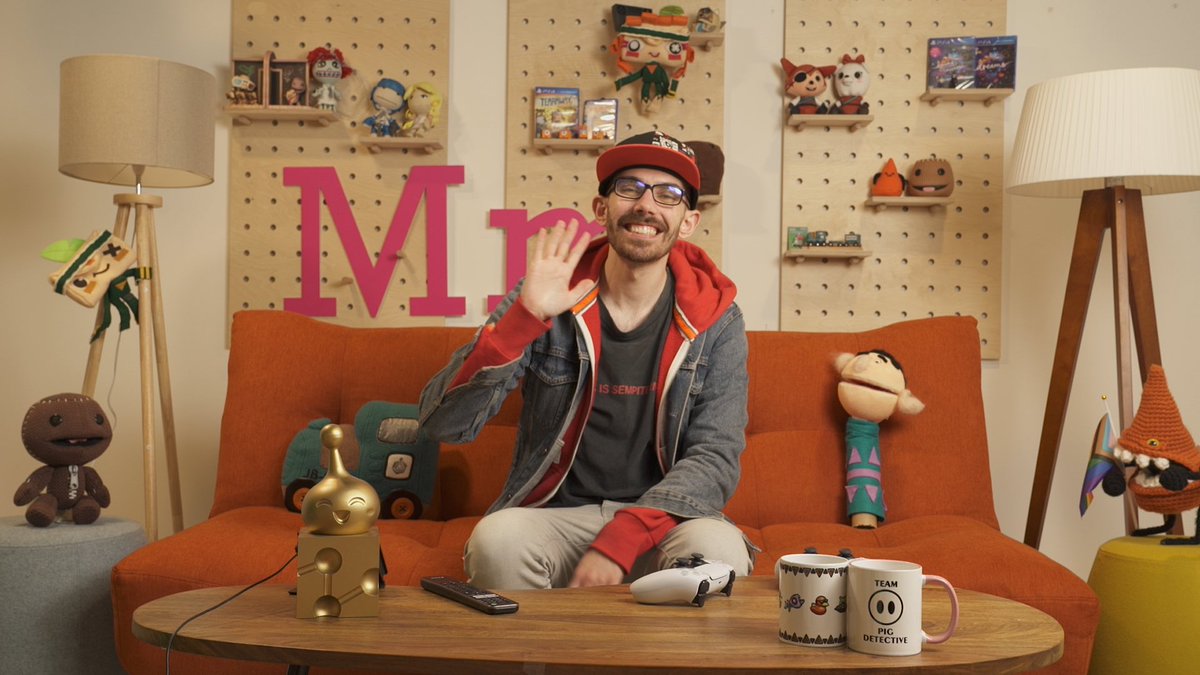 The last (almost) 7 years have been an incredible experience but Friday will be my last day at <a href="/mediamolecule/">Media Molecule</a>.

I am so grateful &amp; indebted to each &amp; every person - Molecule or not -  I've met thanks to this job. I would not be who I am today without you. (1/who-knows-how-many)