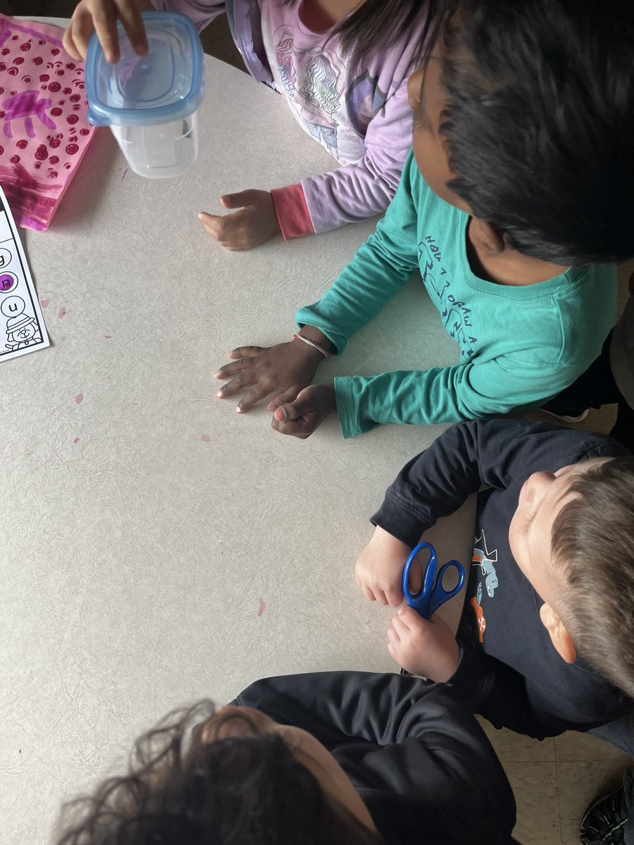 MissMertl's tweet photo. Some exciting things happened this morning! A moth flew out of my bag of leaves, we created a visual schedule for the week and D created “a bunch of squares!” https://t.co/RAoaAW81OM