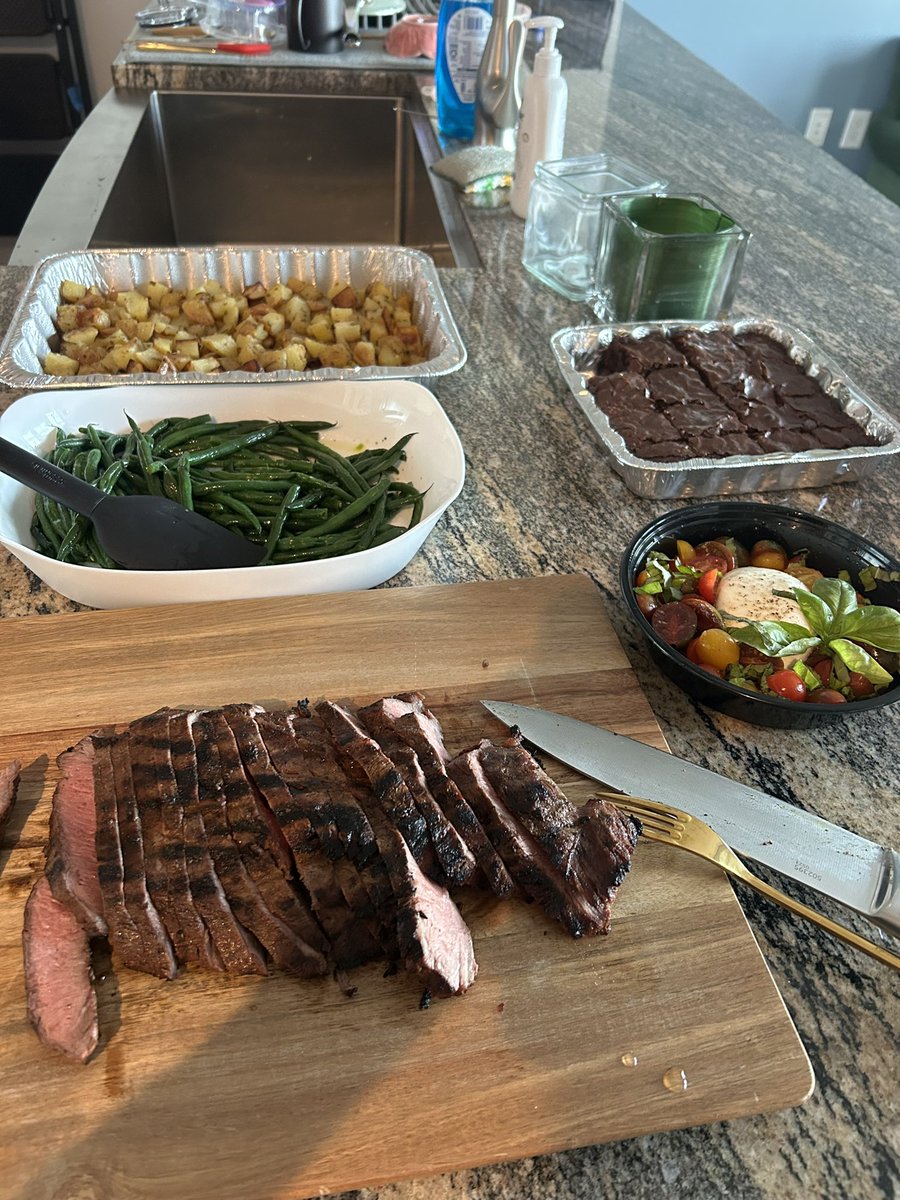 Jazmin A Long tweet media