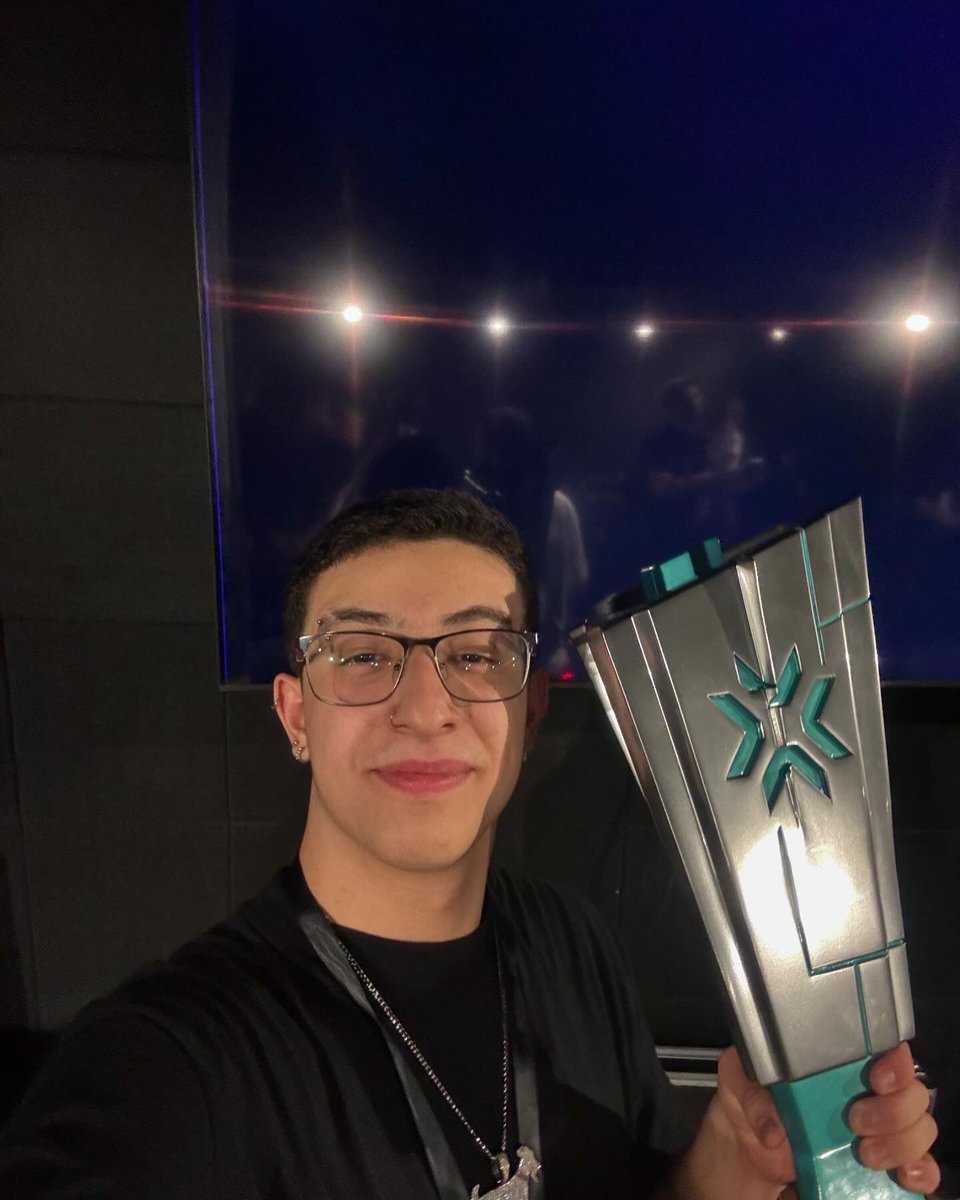 Aproveitar e postar essa foto linda com meu bebê ❤️