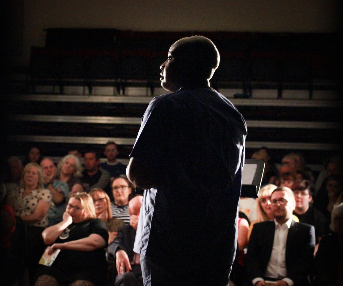 "A love letter of care to those who do the most caring" ⭐️⭐️⭐️⭐️

Charlotte reviews Tending at <a href="/BrxHouseTheatre/">Brixton House</a>: tinyurl.com/528fbjcr