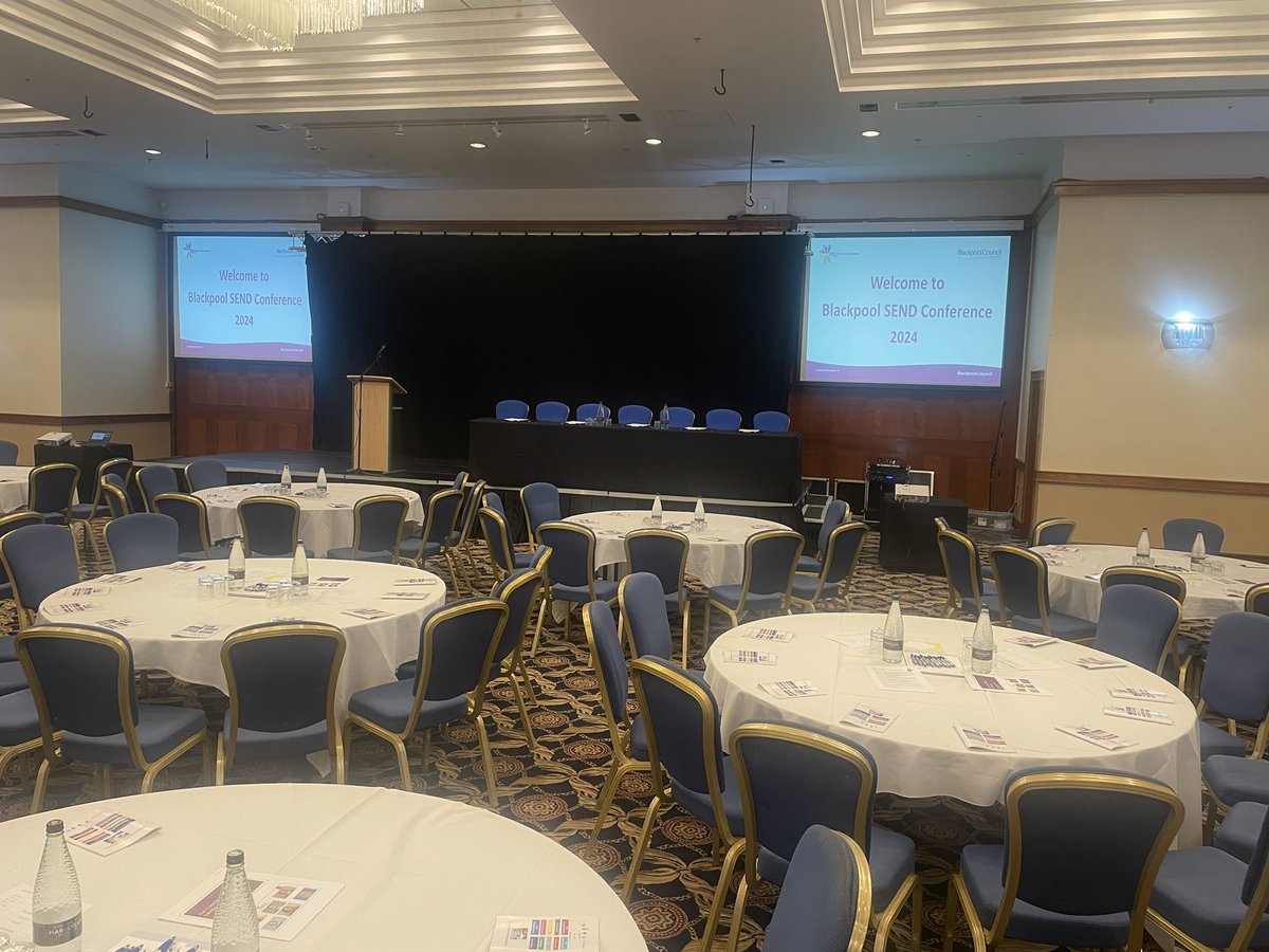 Erica Smith tweet media