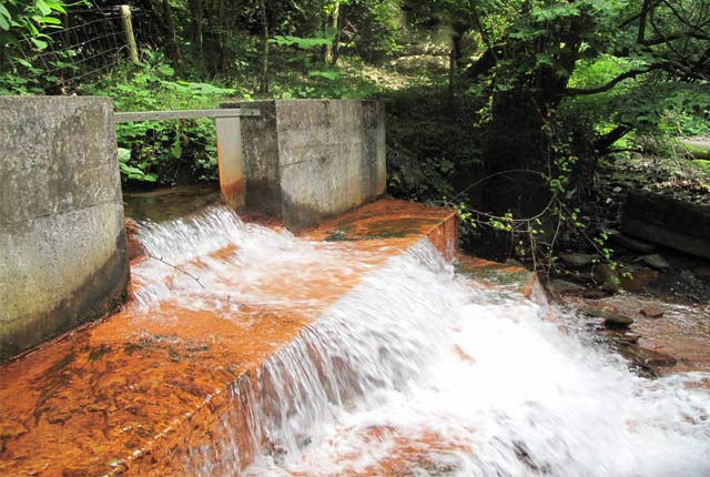 Re-use of the UK's coal mine water resource is increasing in scale.

Read our paper to understand how we can demonstrate early insights into measuring &amp; monitoring heat-flow processes to provide an evidence base for UK geothermal research.

chooser.crossref.org/?doi=10.1144%2…

@CoalAuthority