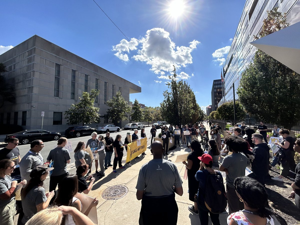 Henry Savage tweet media