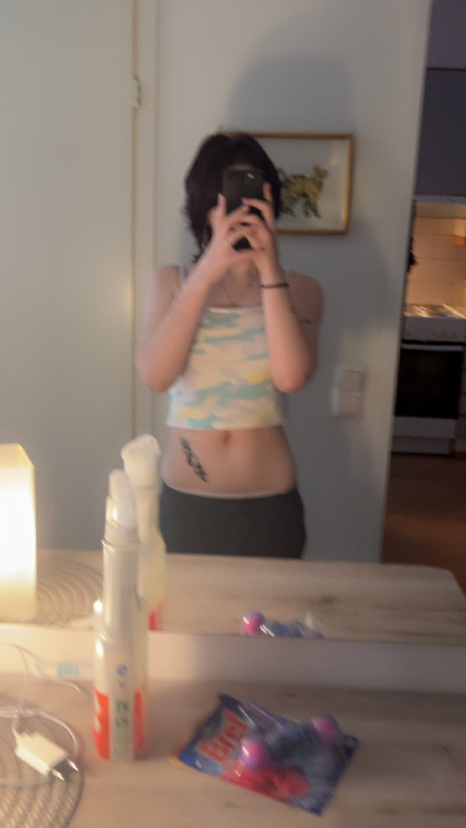 s0nicthunder's tweet photo. nothing interesting has happened
still look like the fattie I am
fasting a few days now https://t.co/AxNJVd1Ego
