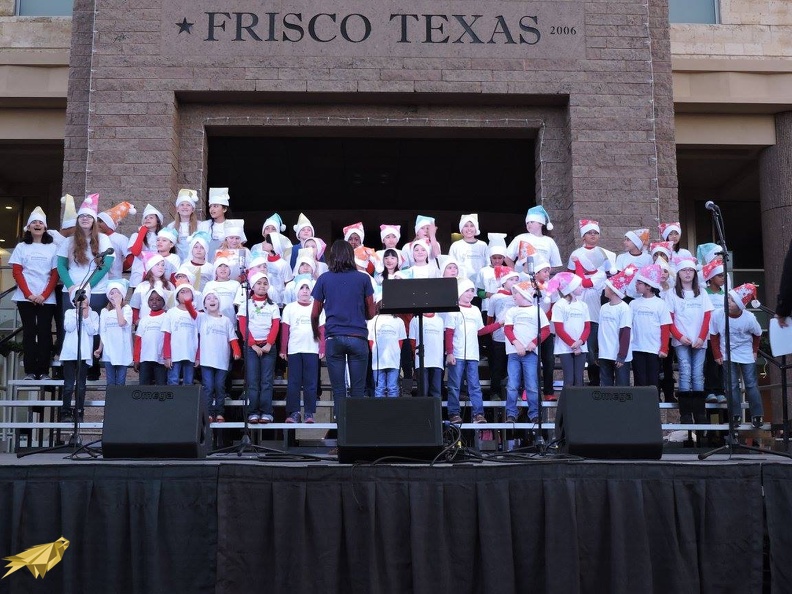 In_Depth_Events's tweet image. 🎶 Are you ready to elevate your holiday choir performances? This season, let us help you hit all the right notes with our top-notch choir and choral risers! 🎤✨

👉 [Get started here](texaschoralriserrental.com/selecting-the-…) 

#ChoirGoals #HolidayHarmony