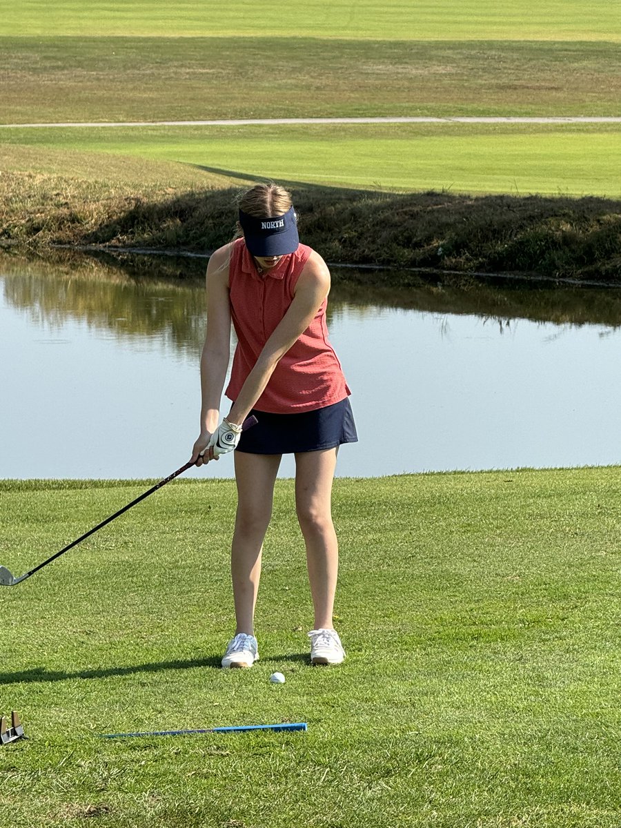 jr_sula's tweet photo. Allie Miller chips onto green at hole 15. Then putting for par. Go Eagles. #ONGolf. #GoEagles. @ADPriceON https://t.co/nkPQOCwK7s