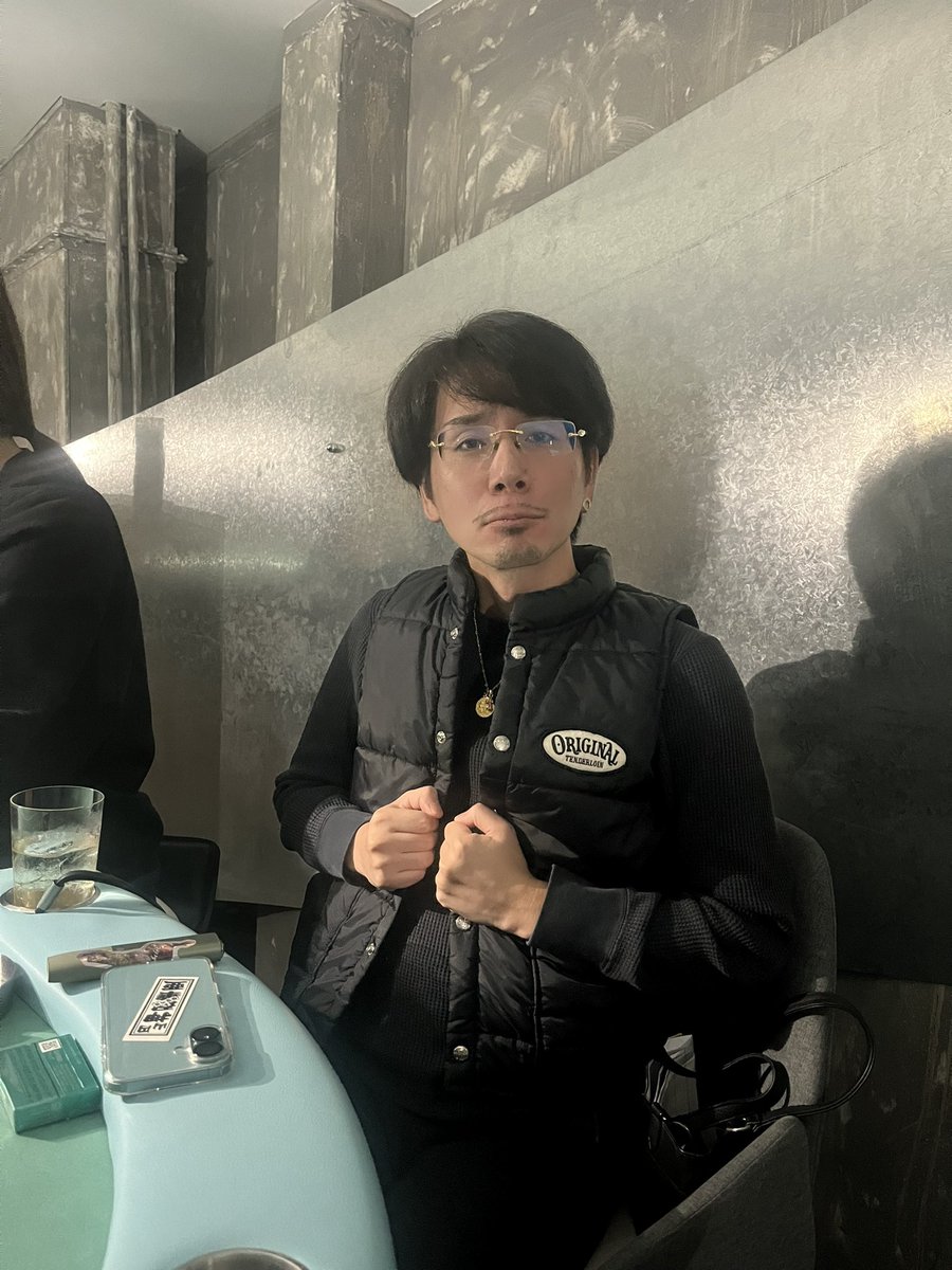 SHIBUYA_SWAN's tweet photo. 西麻布AWALABOさんに初めて来ました。
隠れ家的ないいお店です。@cat0104
#AWALABO https://t.co/jDw3dIIXO8