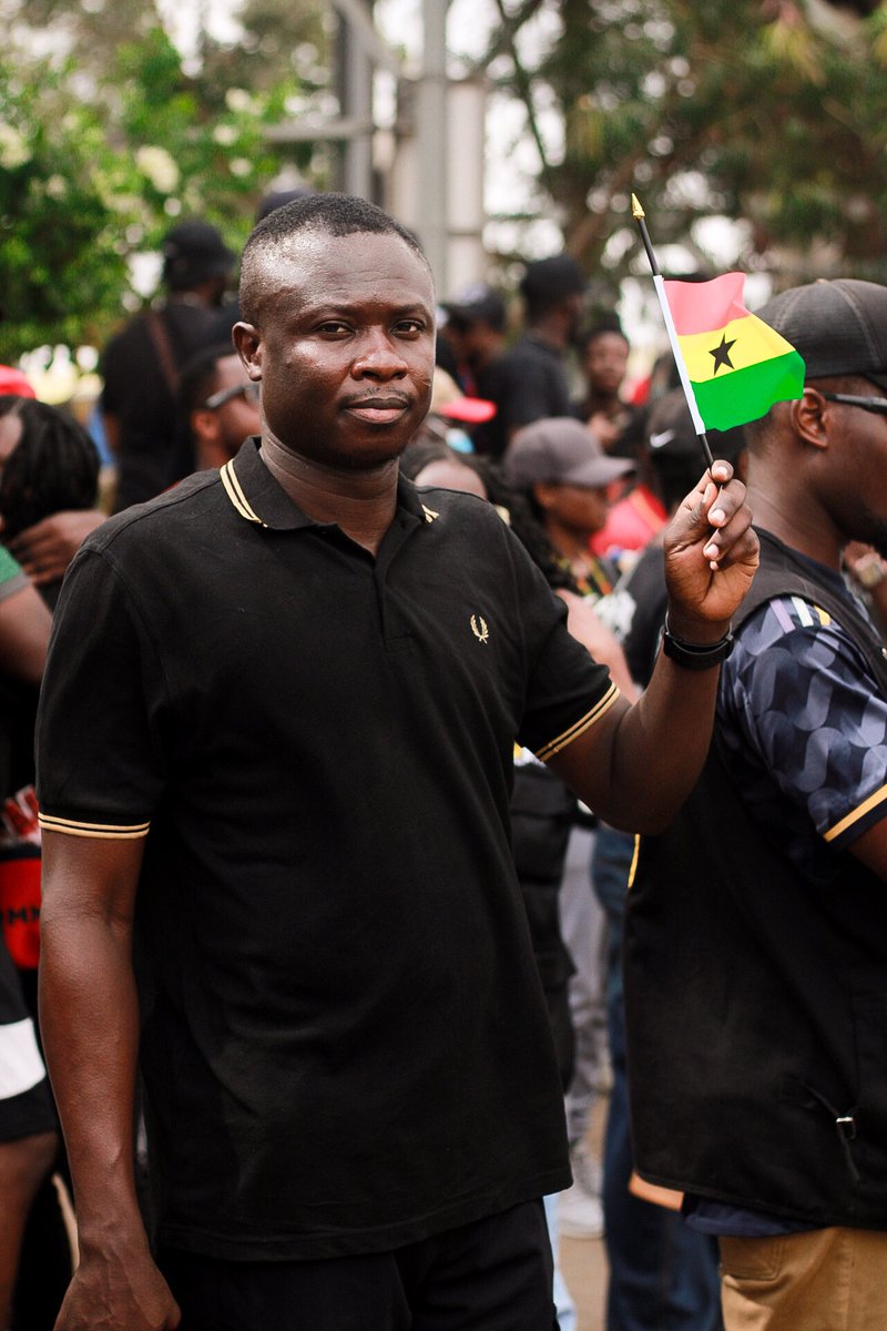_The_Glover's tweet photo. Remember, before anything else, we are Ghanaian first. The effects of galamsey do not recognize party colors. We’ll all be affected. Stop the blame game. WE WANT YOU TO #StopGalamseyNow not point fingers at who started it first. The country is dying FFS!!! STOP GALAMSEY NOW!! https://t.co/nXyYrTh2MU